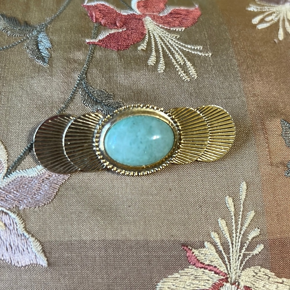 Vintage ahold Tone Jade Brooch